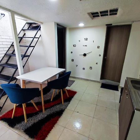 Baruch Capsula Hotell Bogotá Eksteriør bilde