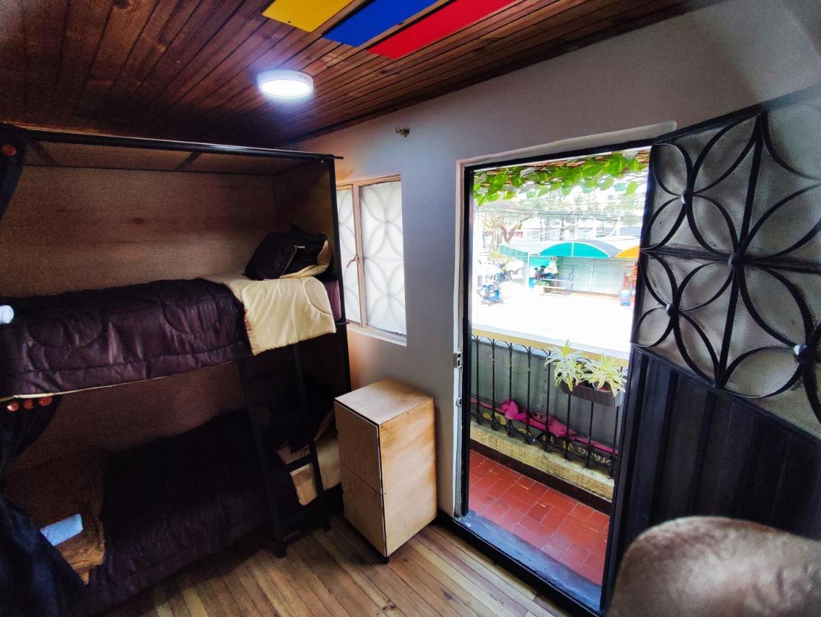 Baruch Capsula Hotell Bogotá Eksteriør bilde
